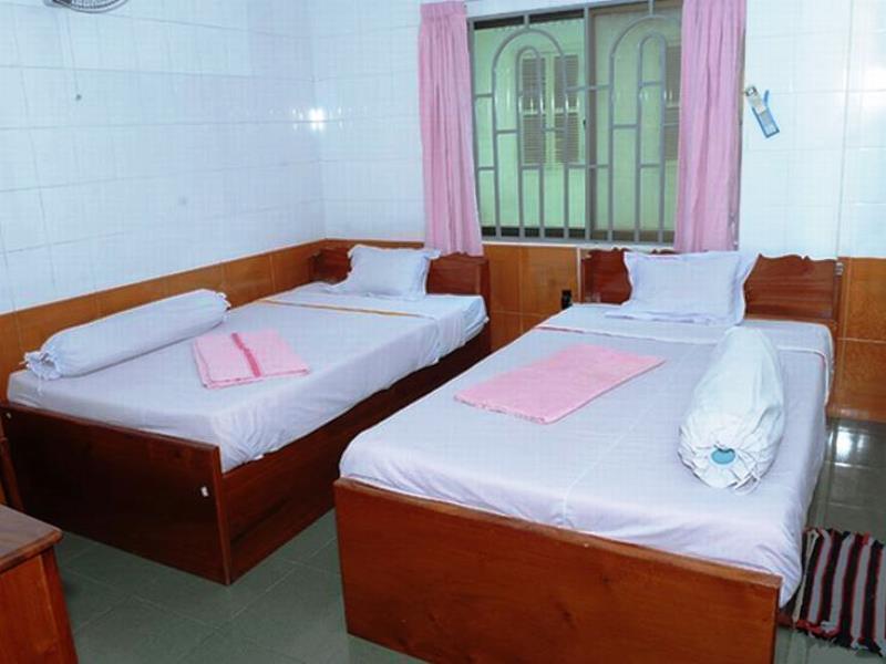 Chhaya Guest House Battambang Exteriör bild