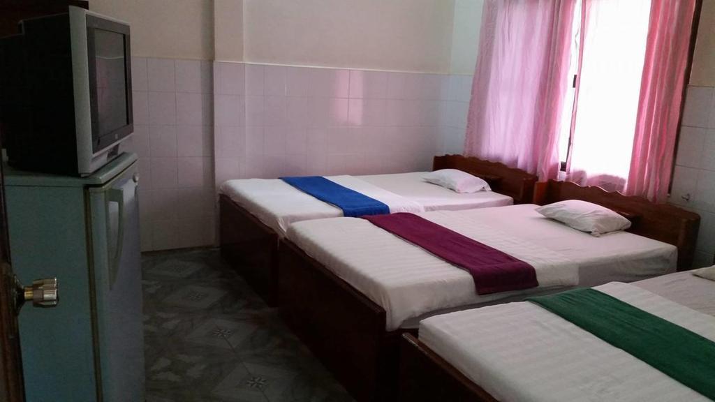 Chhaya Guest House Battambang Exteriör bild