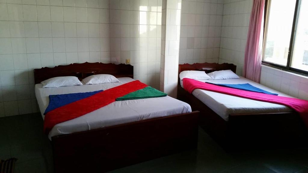 Chhaya Guest House Battambang Exteriör bild
